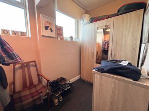 Flat One Storage- click for photo gallery